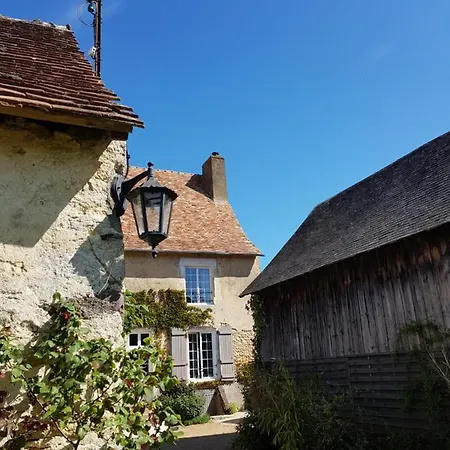 Val De Gee A 20 Mn Du Circuit 24 H Du Mans Maigne