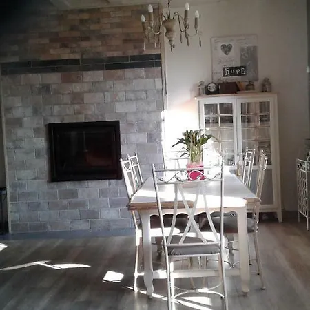 Val De Gee A 20 Mn Du Circuit 24 H Du Mans *