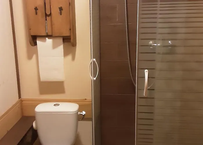 Val De Gee A 20 Mn Du Circuit 24 H Du Mans Maigne