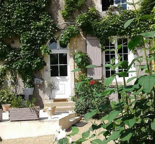 Val De Gee A 20 Mn Du Circuit 24 H Du Mans * Maigne